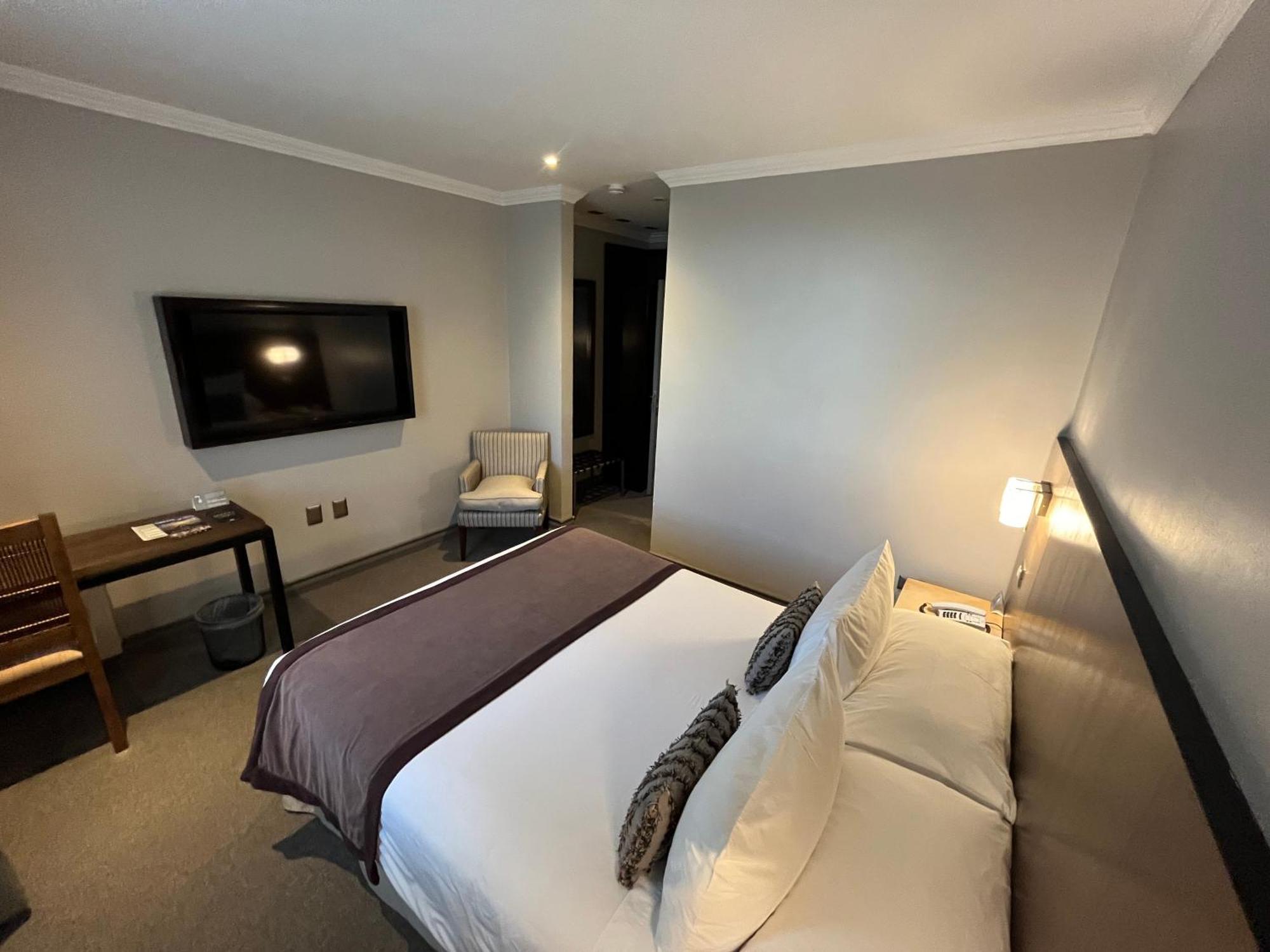 Hotel Martin Gusinde بويرتو ناتالز المظهر الخارجي الصورة