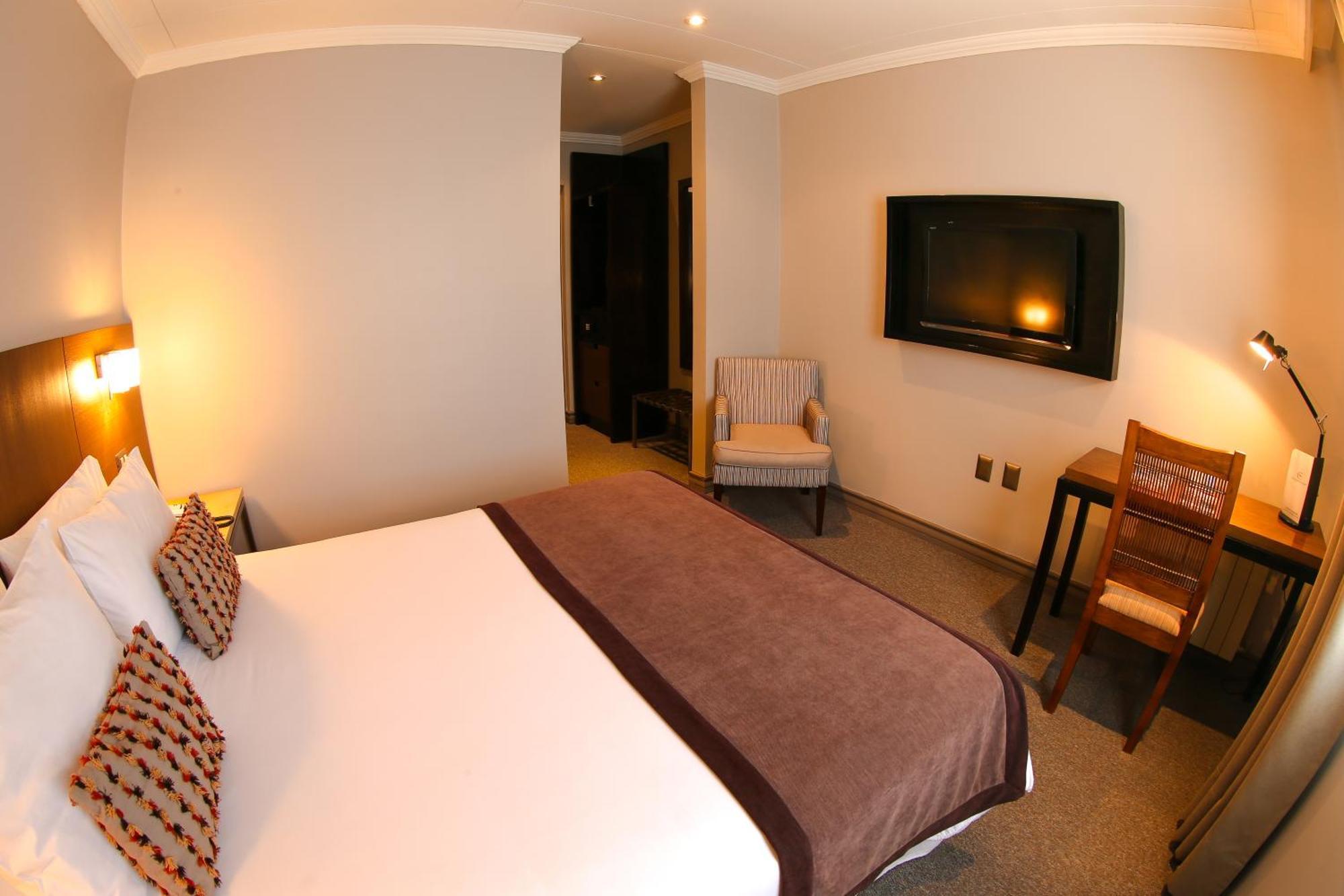 Hotel Martin Gusinde بويرتو ناتالز المظهر الخارجي الصورة